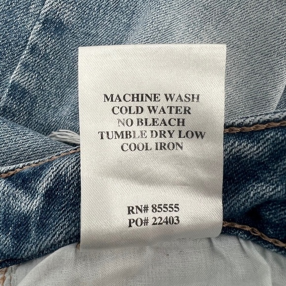 DAZE Distressed Button Fly Jeans Size 28 Women's - Picture 8 of 8